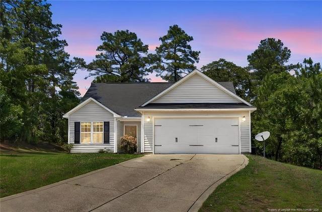 321 Maria Dr, Raeford, NC 28376