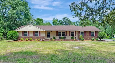 246 Robin Rd, Lumberton, NC 28358