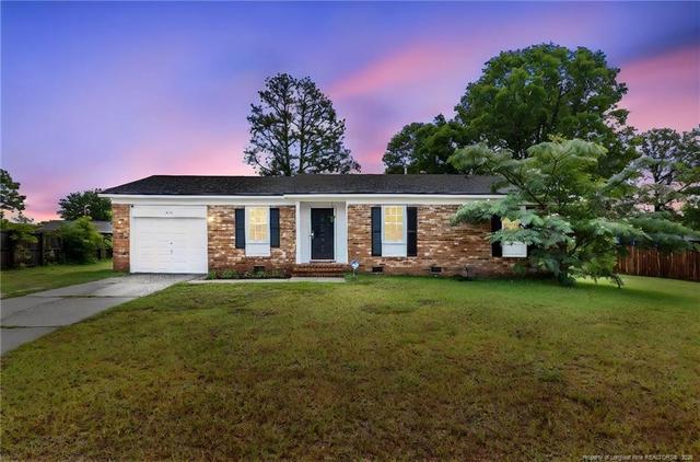 4590 Zinc Ct, Fayetteville, NC 28311