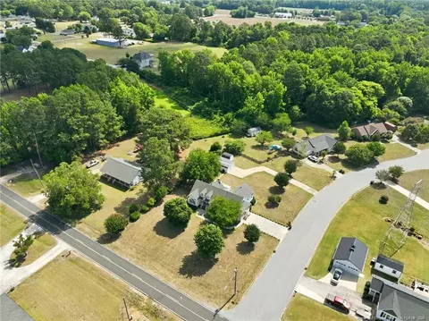 View/Area - 1118 Warren Rd, Erwin, NC 28339 photo 4 of 4