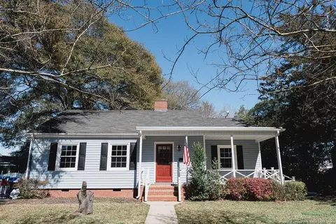 2134 Rock Ave, Fayetteville, NC 28303