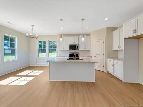 6516 Madelyn Dr, Wade, NC 28395 photo 5