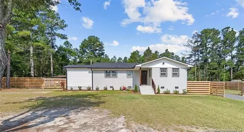 150 Della Dr, Raeford, NC 28376