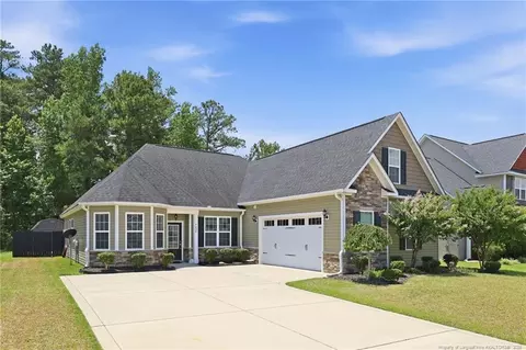 4228 Pleasantburg Dr, Fayetteville, NC 28312