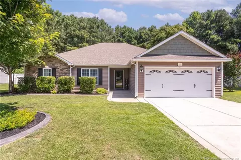 149 Bayleaf Dr, Raeford, NC 28376