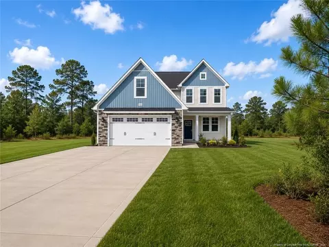 189 Blackburn Farm Dr, Raeford, NC 28311