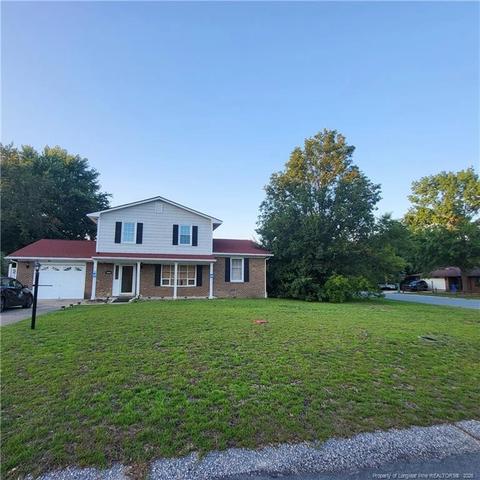 6870 Beaver Stone Dr, Fayetteville, NC 28314