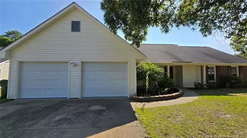 700 Rim Rd, Fayetteville, NC 28314