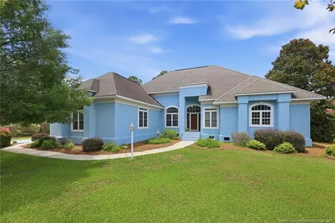 1420 Four Wood Dr, Fayetteville, NC 28312