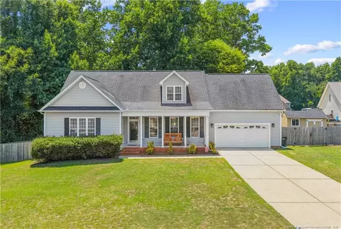 8609 Matchpoint Dr, Linden, NC 28356