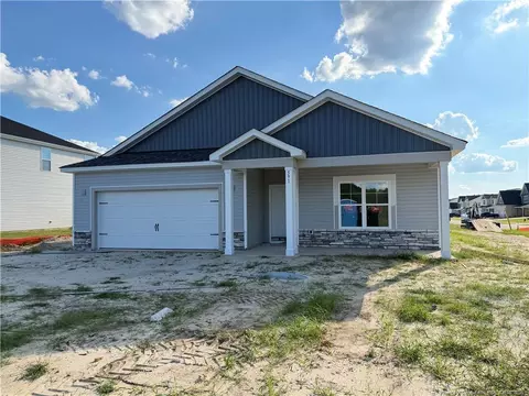591 Ashley Heights Dr, Aberdeen, NC 28315
