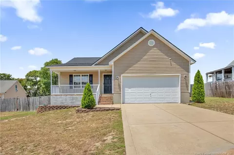 130 Ironside Ct, Raeford, NC 28376