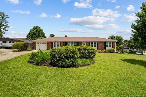 607 Shortridge Rd, Fayetteville, NC 28303