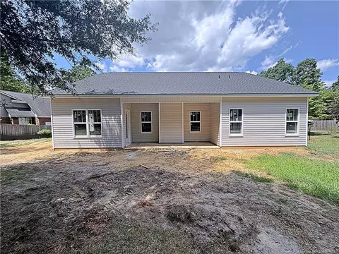 404 Gleneagles Ct, Fayetteville, NC 28311 photo 5