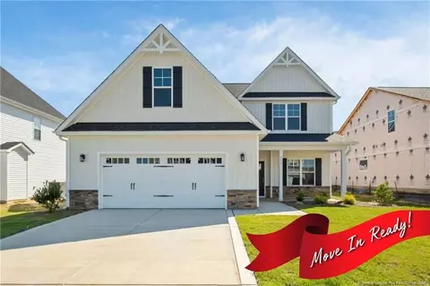 316 Marlborough St, Raeford, NC 28376