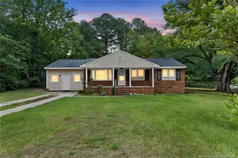 735 Hilton Dr, Fayetteville, NC 28311