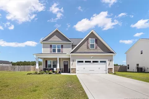 321 Glee St, Hope Mills, NC 28348