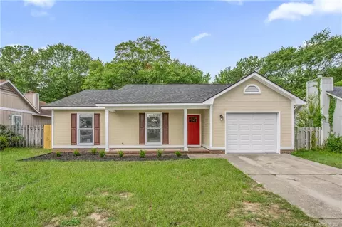 1661 Veanna Dr, Fayetteville, NC 28301