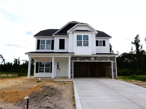 1149 Hedgewood Dr, Hope Mills, NC 28348