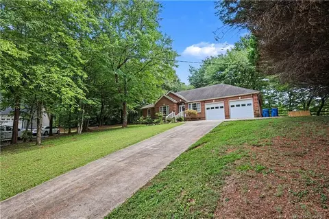 112 Spindle Dr, Maiden, NC 28650 photo 2