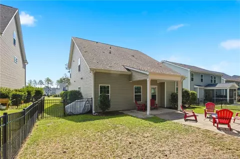 Exterior - 103 Timber Skip Dr, Spring Lake, NC 28390 photo 5 of 7