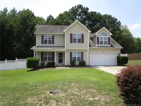 4110 Craigwood Ln, Hope Mills, NC 28348