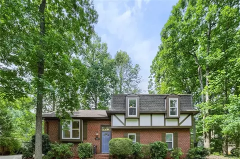 4317 Old Colony Rd, Raleigh, NC 27613