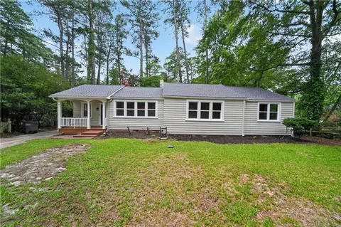1533 Country Club Rd, Rocky Mount, NC 27804