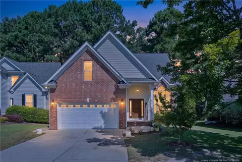 25 London Way, Spring Lake, NC 28390