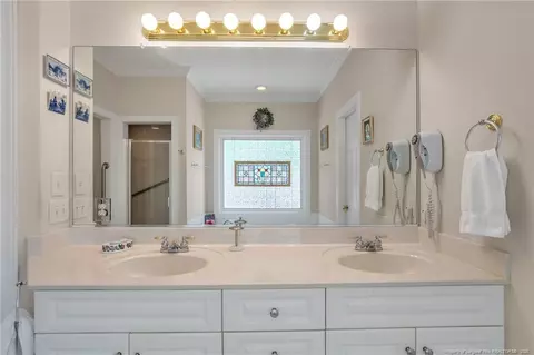Bath - 5 Fur Ct E, Pinehurst, NC 28374 photo 2 of 7