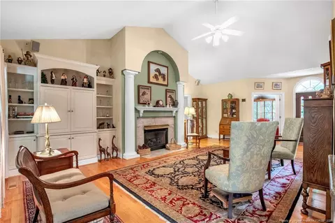 Living - 5 Fur Ct E, Pinehurst, NC 28374 photo 1 of 1