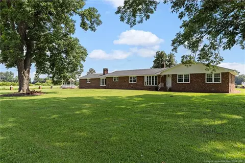 12785 421 Hwy N, Newton Grove, NC 28366