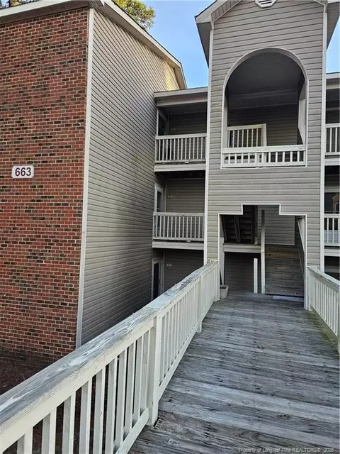 663 Bartons Landing Place Apt 9 Pl, Fayetteville, NC 28314