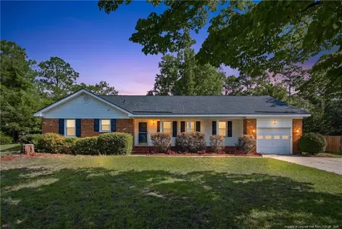3724 Masters Dr, Hope Mills, NC 28348