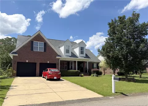 2008 Ashridge Dr, Fayetteville, NC 28304