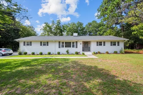 211 Stacy Weaver Dr, Fayetteville, NC 28311