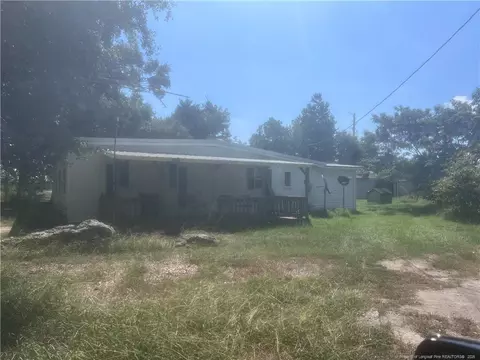 1485 Montford Dr, Maxton, NC 28364