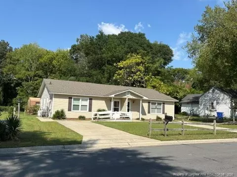 510 Orlando St, Fayetteville, NC 28306