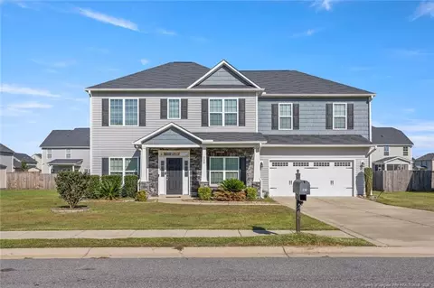 130 Courtland Dr, Raeford, NC 28376