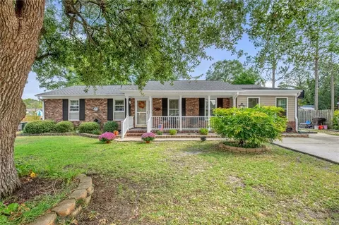 1901 Faber St, Fayetteville, NC 28304