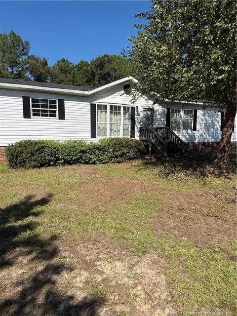 6322 Aladdin Dr, Hope Mills, NC 28348
