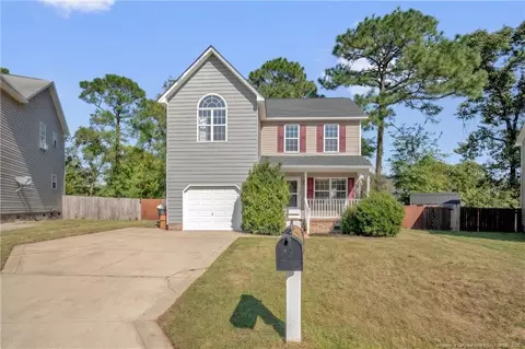 1631 Silver Ridge Ct, Fayetteville, NC 28304