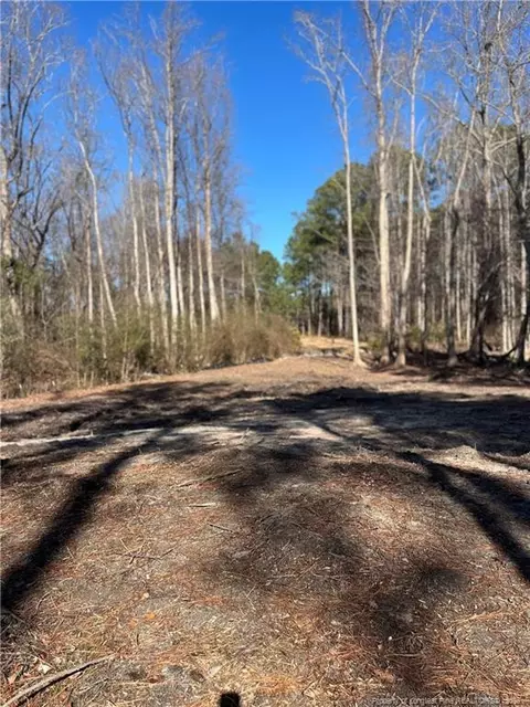 7122 Lytteton Dr, Fayetteville, NC 28311