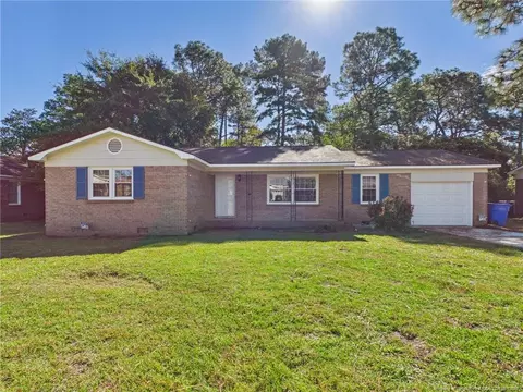5615 Shenandoah Dr, Fayetteville, NC 28304