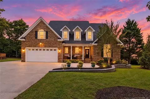 49 Lookout Pt, Sanford, NC 27332