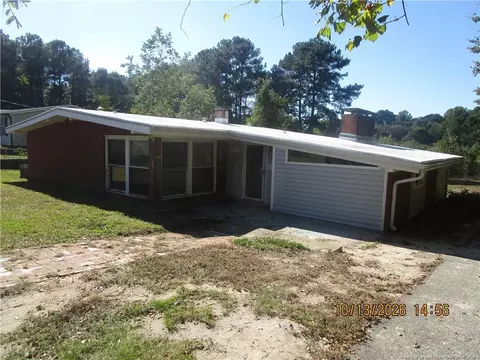 4316 Wavetree Dr, Fayetteville, NC 28306