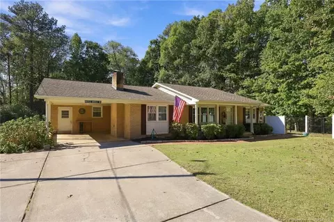 2017 Longwood Ave, Sanford, NC 27330