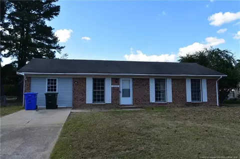 1112 Strathdon Ave, Fayetteville, NC 28304