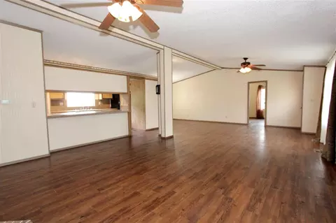 367 Mesquite St, Bertram, TX 78605 photo 10