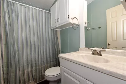 367 Mesquite St, Bertram, TX 78605 photo 4